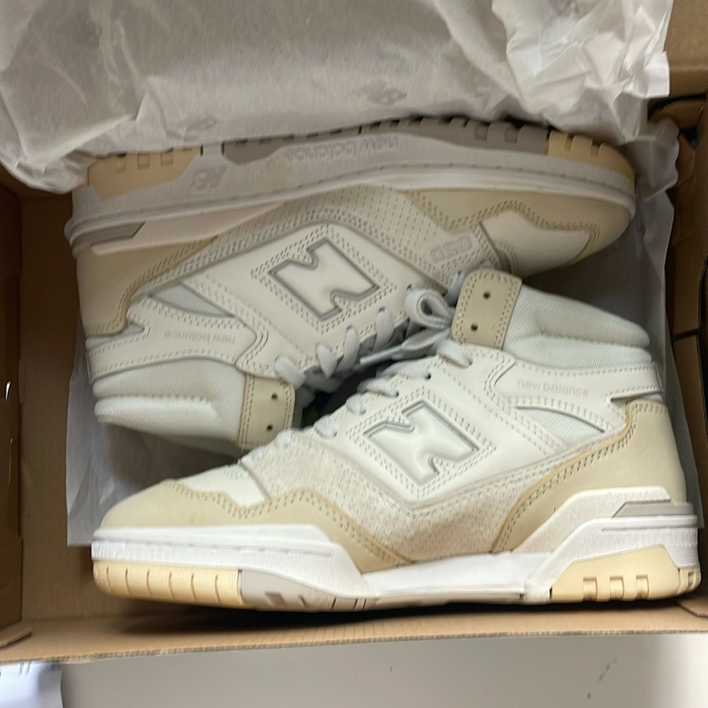 NWT- New Balance High Tops